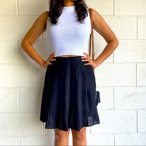 Forever 21  pleated black mini skirt with zipper